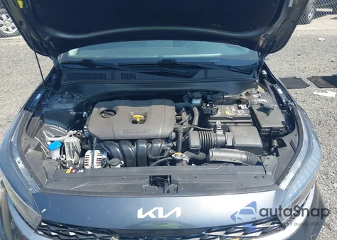 2022 Kia Forte Lxs z USA, uszkodzony, nr VIN 3KPF24AD0NE431787